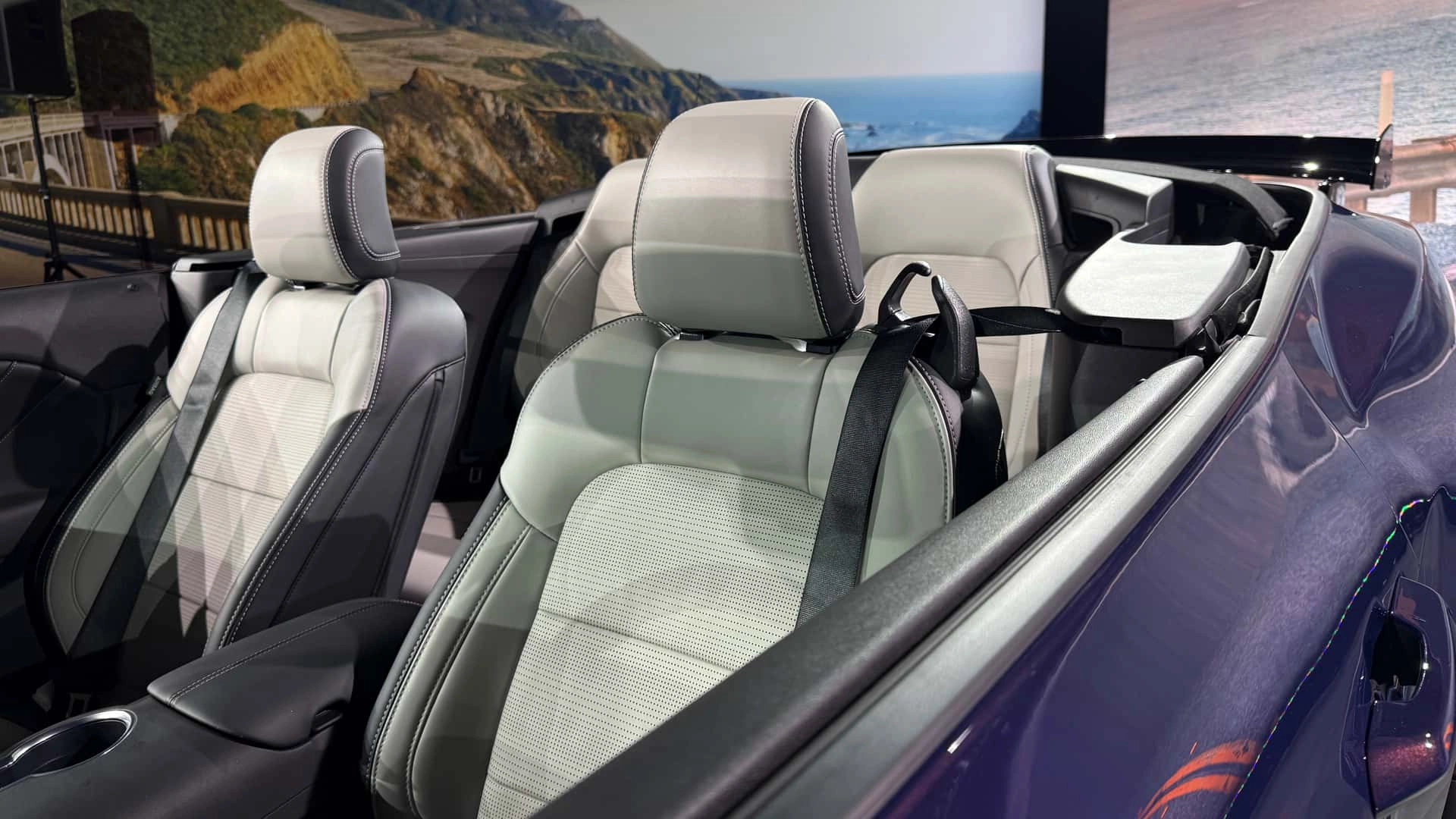 Ford mustang dark horse sc convertible (5)